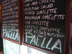 Paella-Tafel
